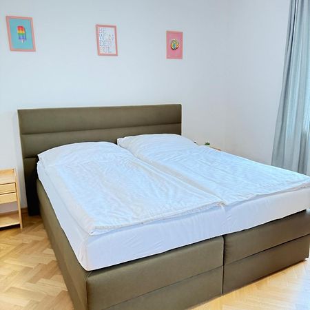 Familyvilla, New 4 Luxury Big Apartments, Parking Prague Ngoại thất bức ảnh