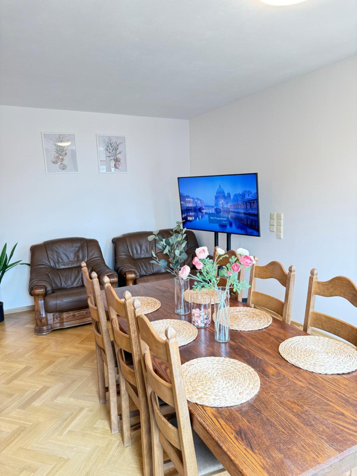Familyvilla, New 4 Luxury Big Apartments, Parking Prague Ngoại thất bức ảnh