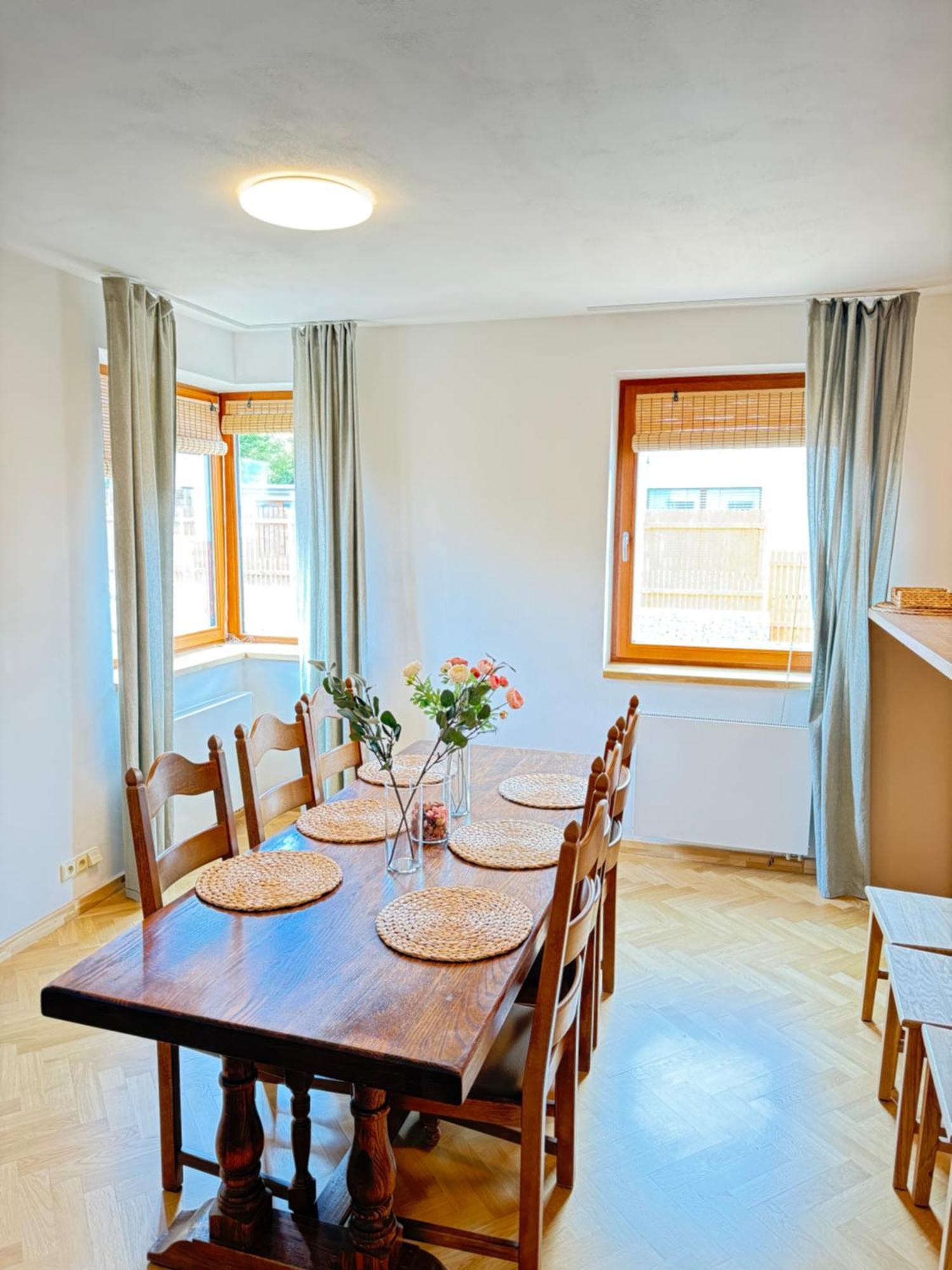 Familyvilla, New 4 Luxury Big Apartments, Parking Prague Ngoại thất bức ảnh