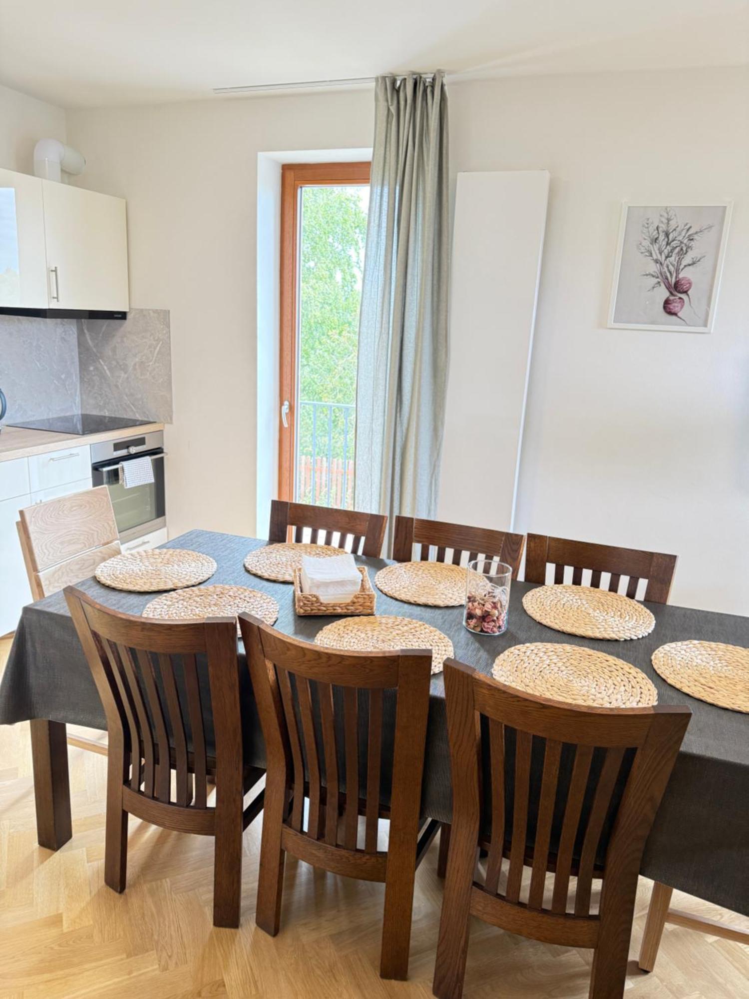 Familyvilla, New 4 Luxury Big Apartments, Parking Prague Ngoại thất bức ảnh