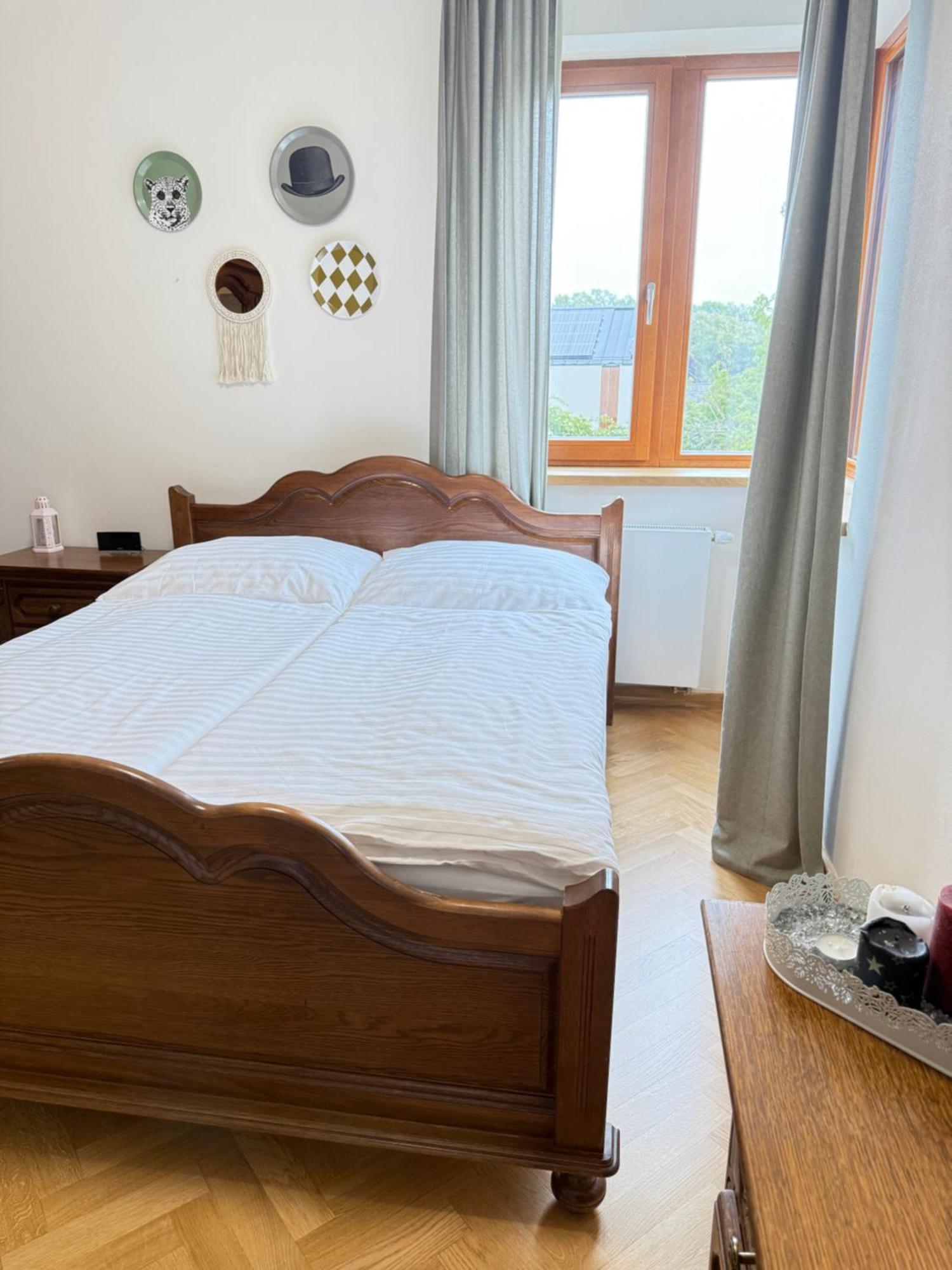 Familyvilla, New 4 Luxury Big Apartments, Parking Prague Ngoại thất bức ảnh